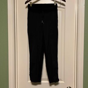 Lululemon On the Fly Crop 23”